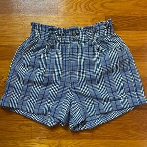 American Eagle Plaid elastic waist shorts